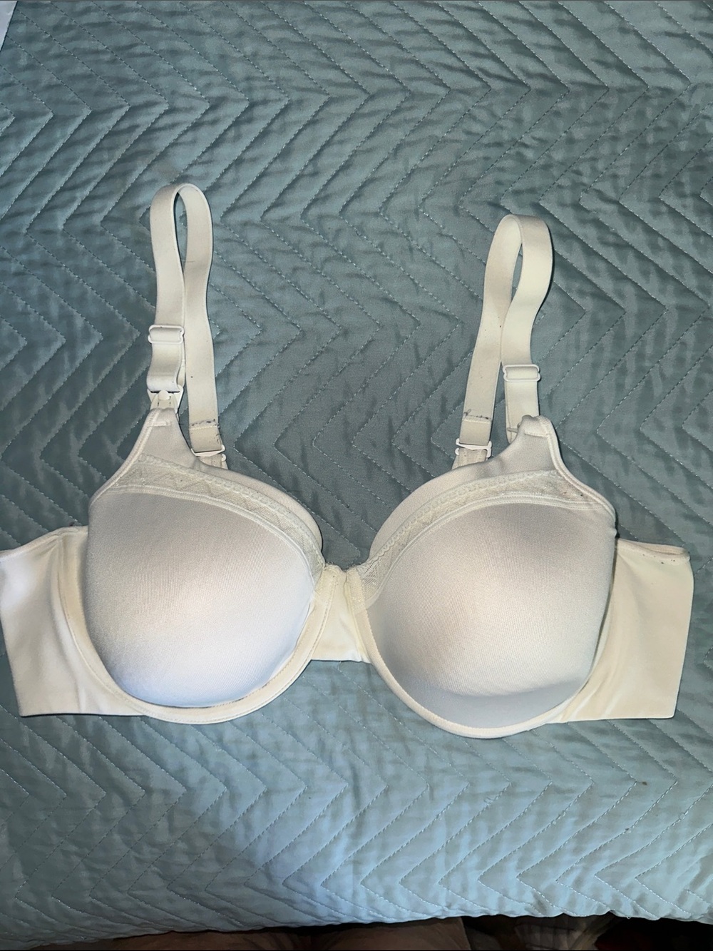 Playtex Cream Seamless Underwire Molded/Tee Shirt/Nursing Bra